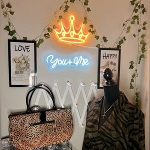 Support The Live Host 4 NWT Items (Unlisted)